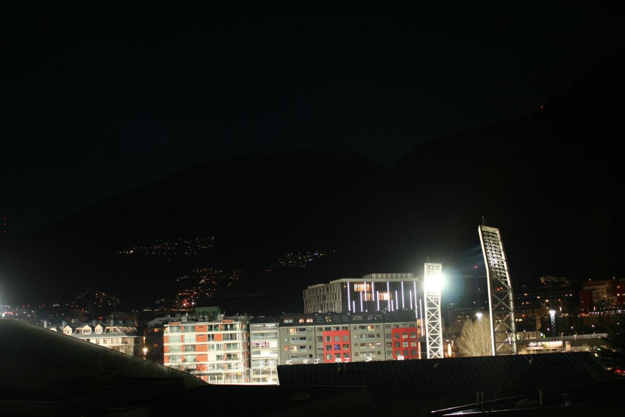 Hmc K-Ena Andorra-a-Velha Exterior foto
